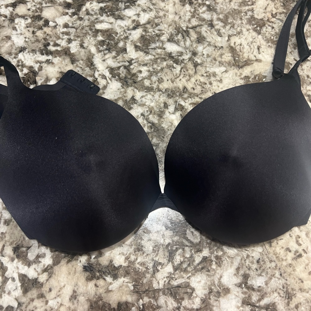 Skims Ultimate Nipple push-up bra